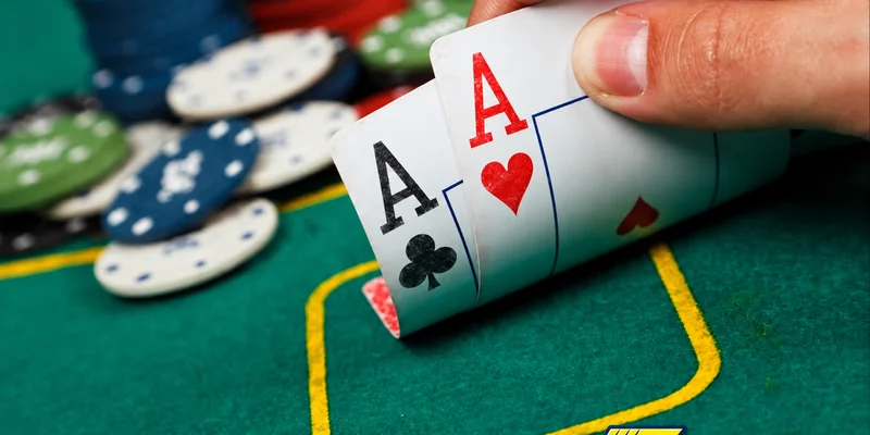 cap_at_tren_ban_poker_express_800x400.webp