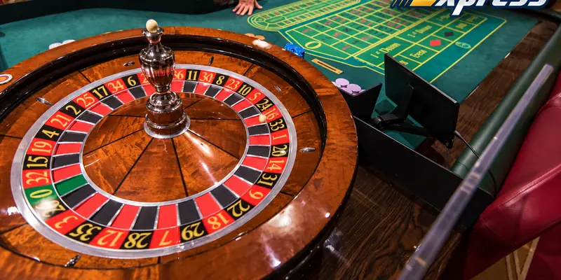 roulette-express-03-can-canh.webp